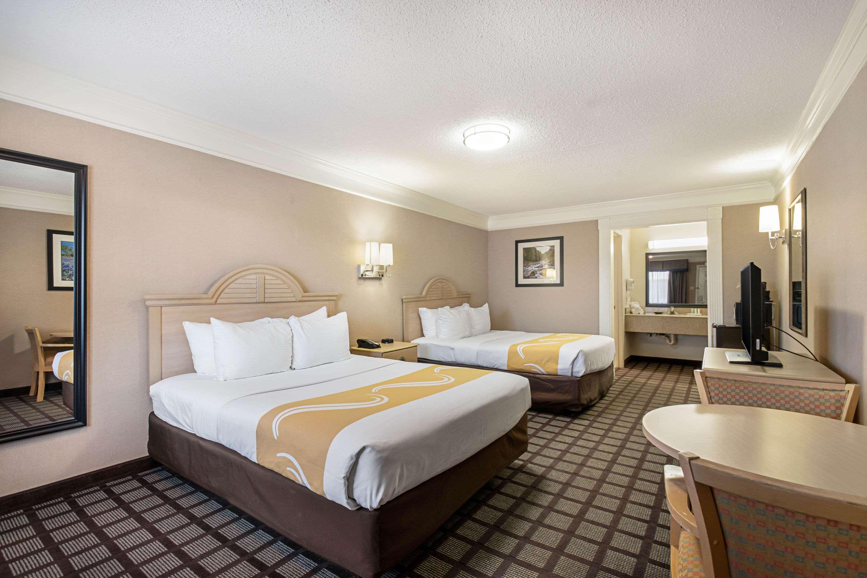 Quality Inn Near Lake ماربل فولز المظهر الخارجي الصورة