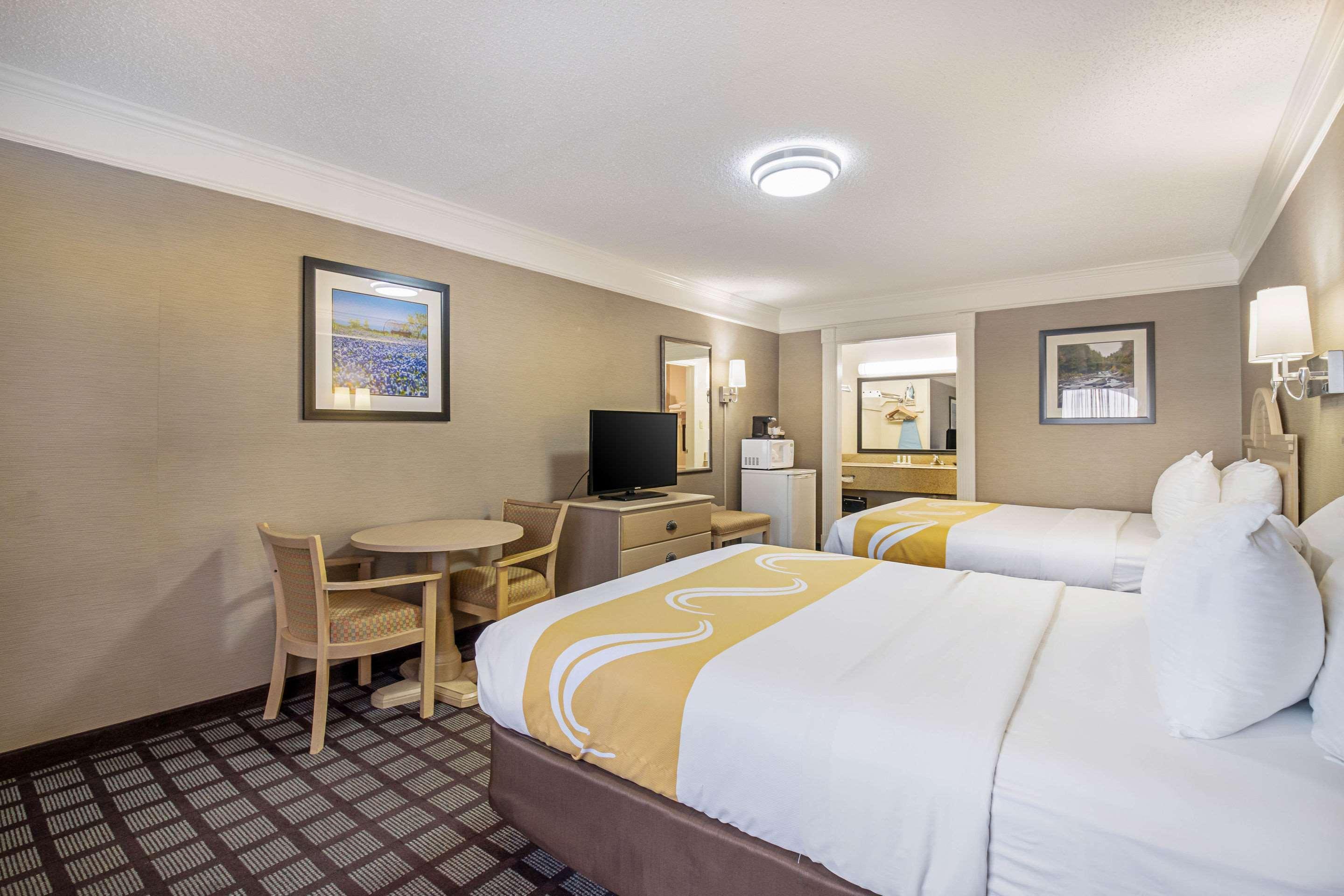 Quality Inn Near Lake ماربل فولز المظهر الخارجي الصورة