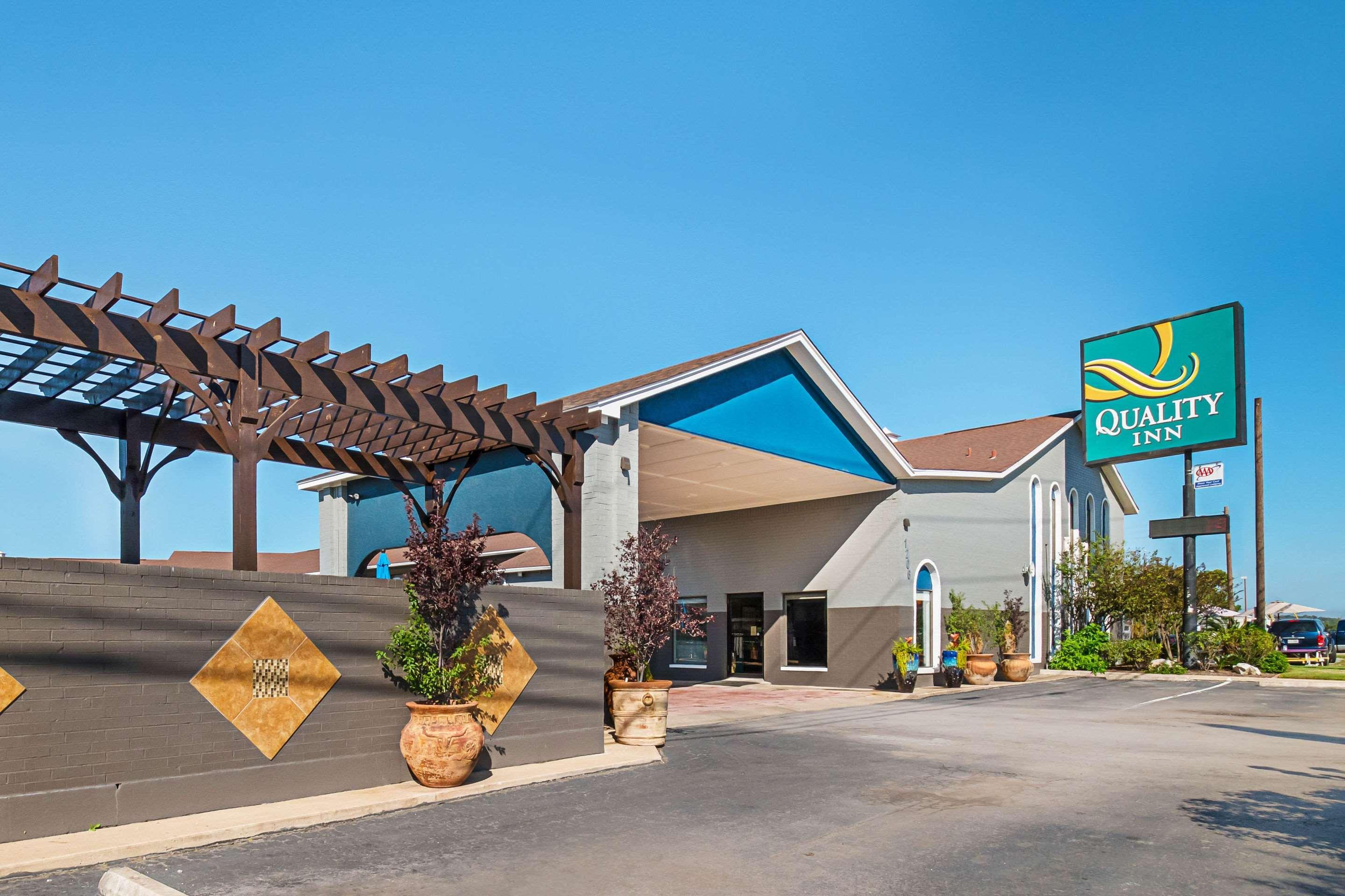 Quality Inn Near Lake ماربل فولز المظهر الخارجي الصورة