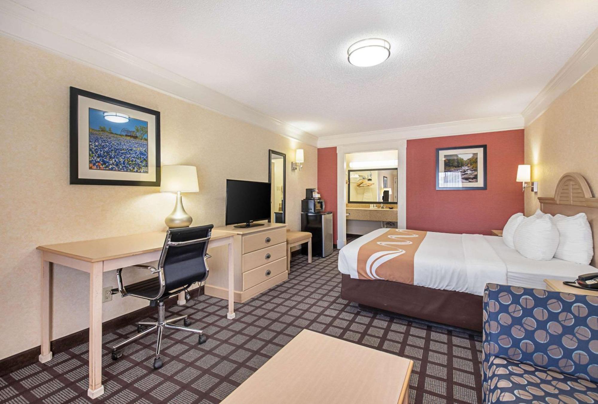 Quality Inn Near Lake ماربل فولز المظهر الخارجي الصورة