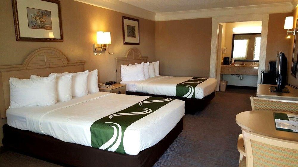 Quality Inn Near Lake ماربل فولز المظهر الخارجي الصورة