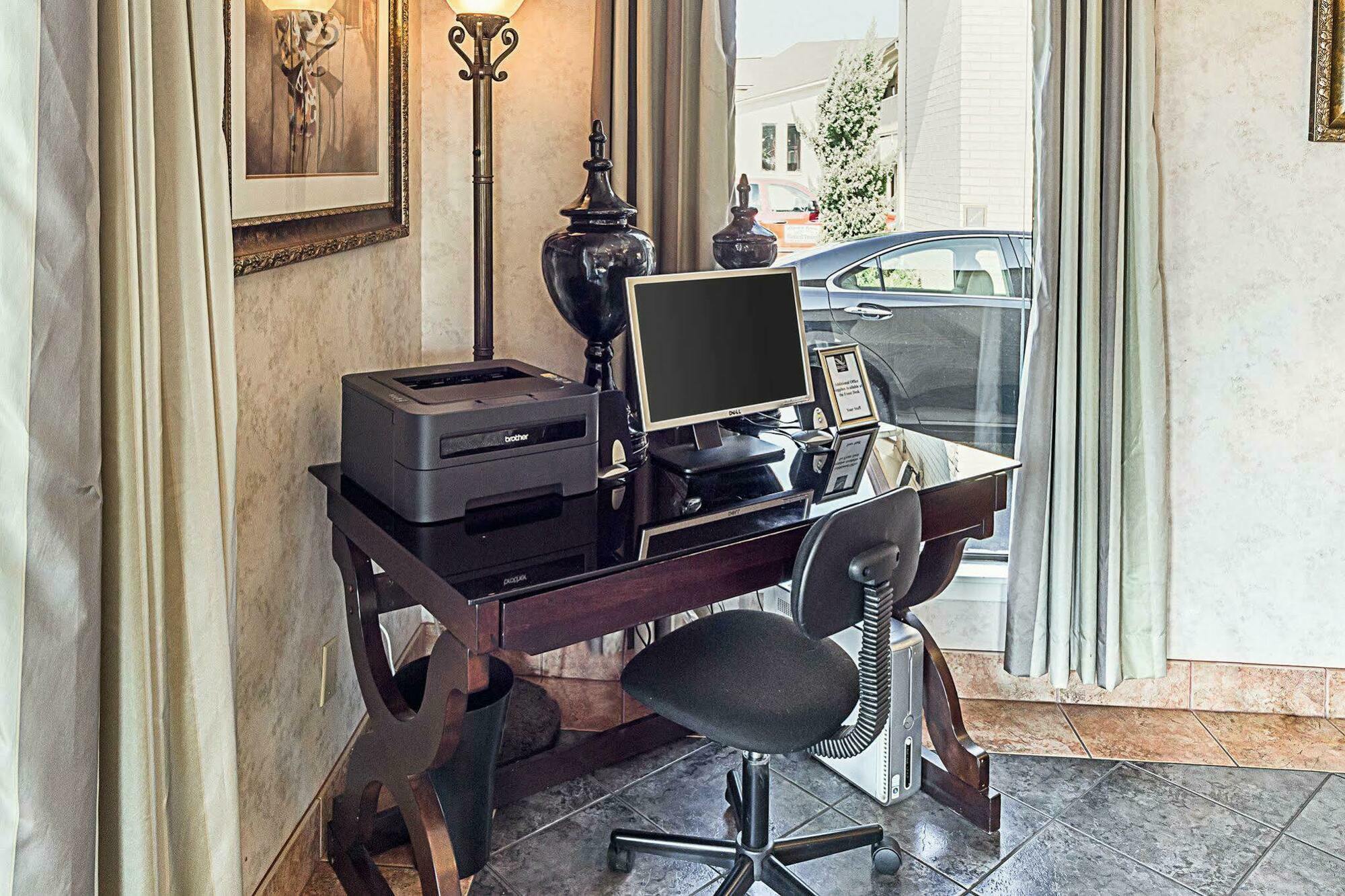 Quality Inn Near Lake ماربل فولز المظهر الخارجي الصورة